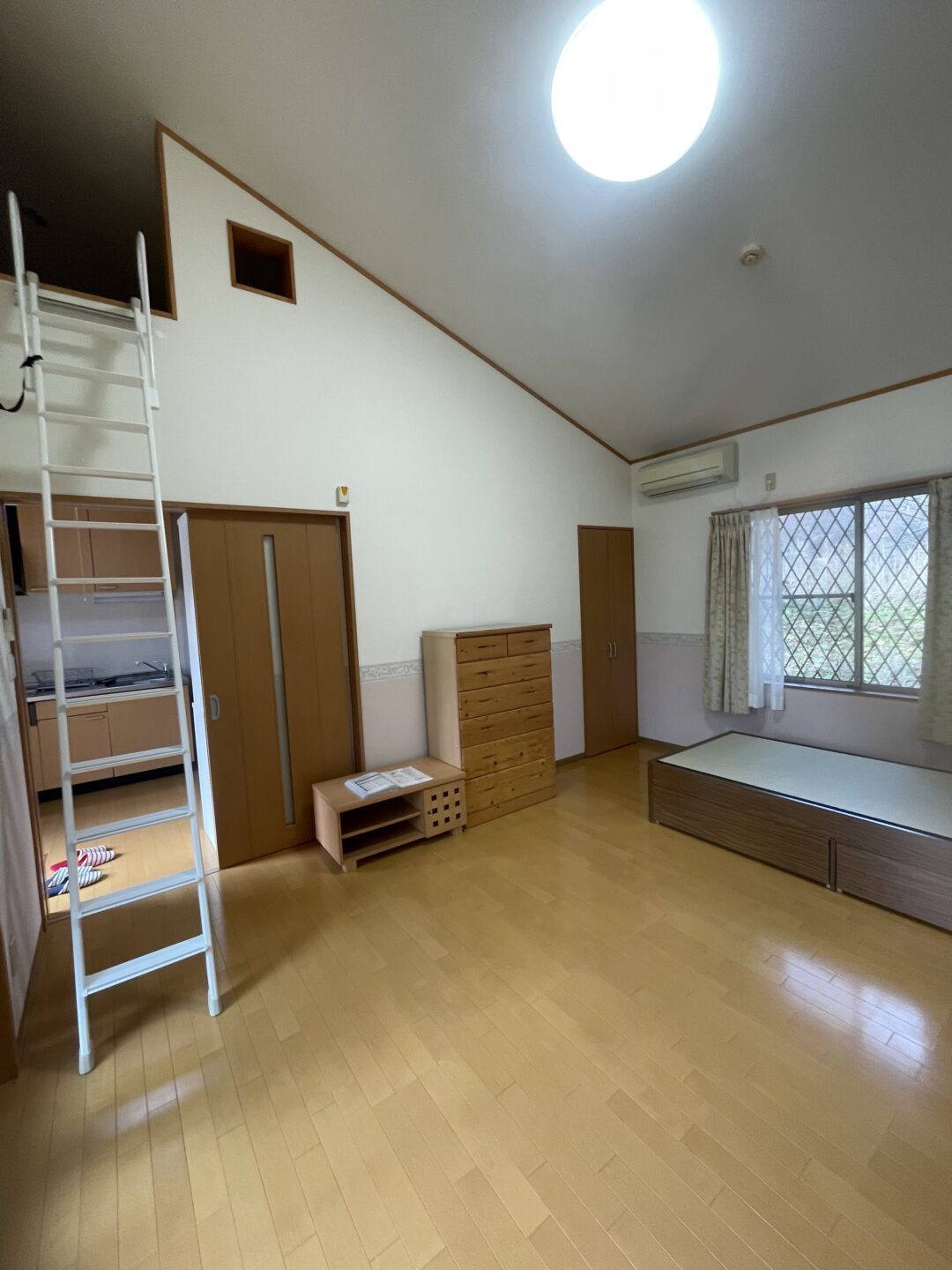ゆったりとした敷地に快適なロフト付き１DKのギャラリー画像